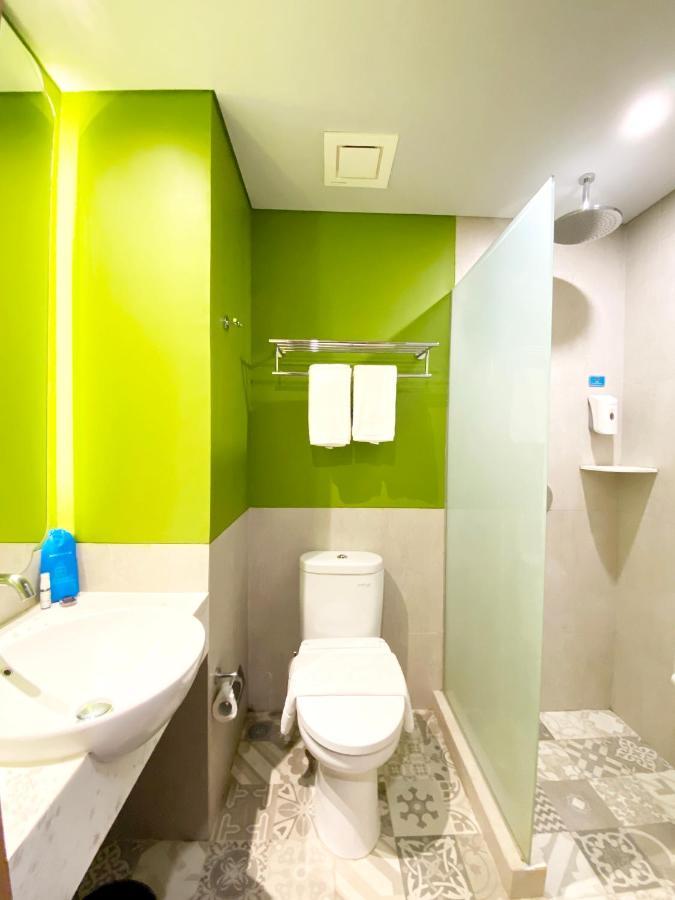 Rv Hotel Gianyar Ubud  Exterior photo
