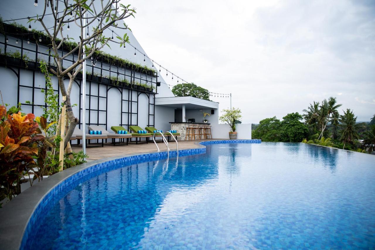 Rv Hotel Gianyar Ubud  Exterior photo